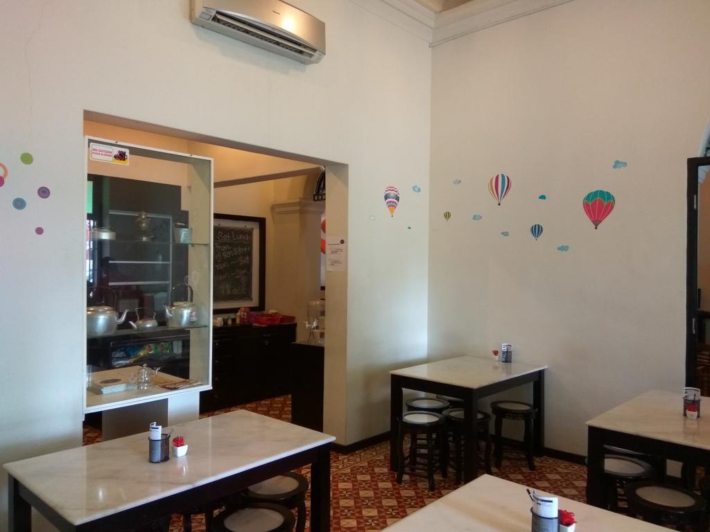 G Inn George Town Exterior foto